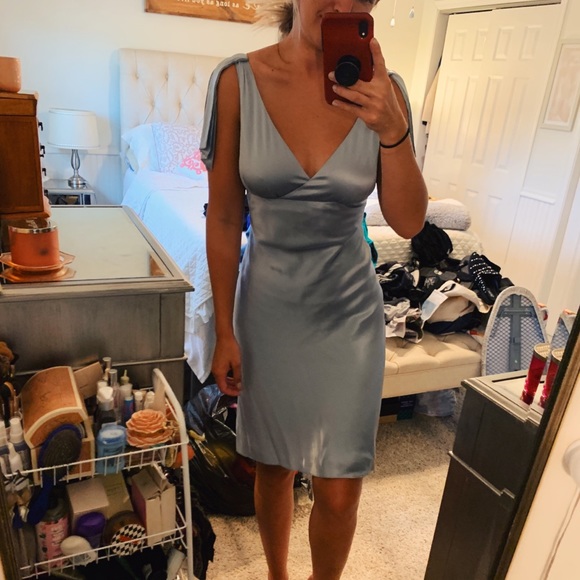 BCBGMAXAZRIA silver 100% silk midi dress! - Picture 5 of 7